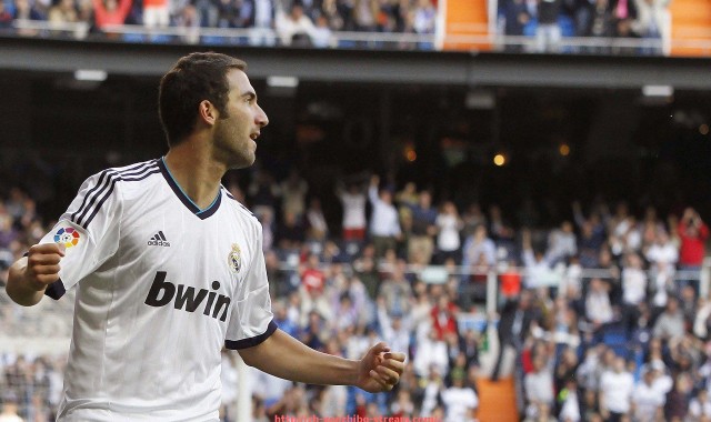 优直播-世俱杯球迷现场助威视频合辑发布，记录每一帧燃情画面